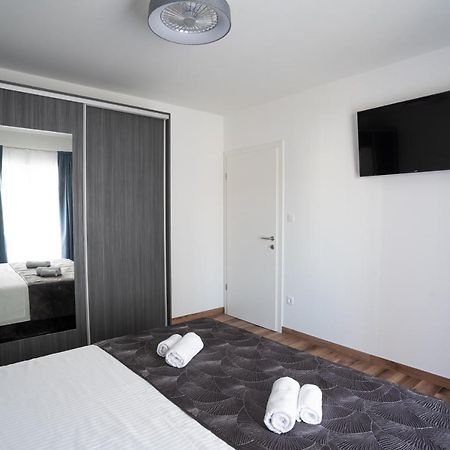 Onyx Apartment Split Luaran gambar