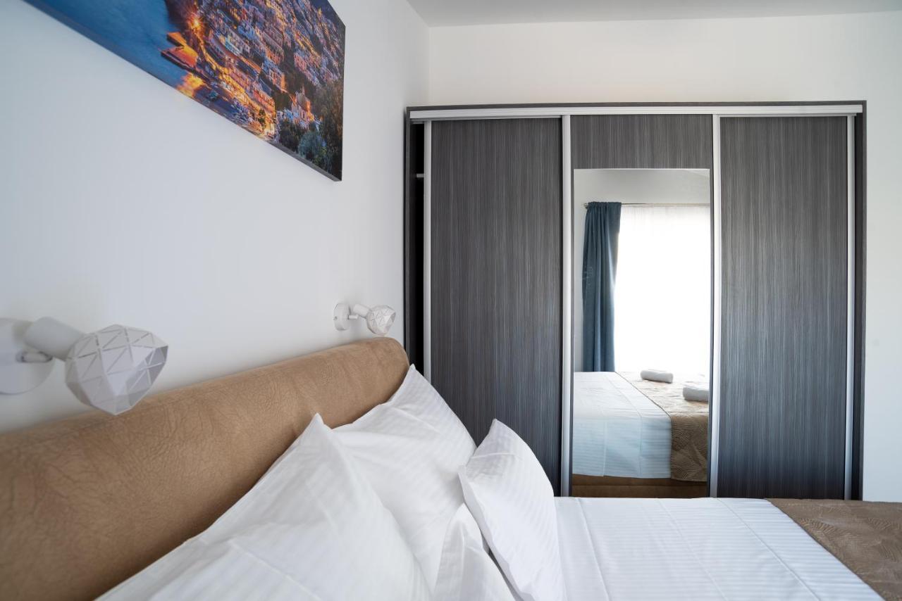 Onyx Apartment Split Luaran gambar