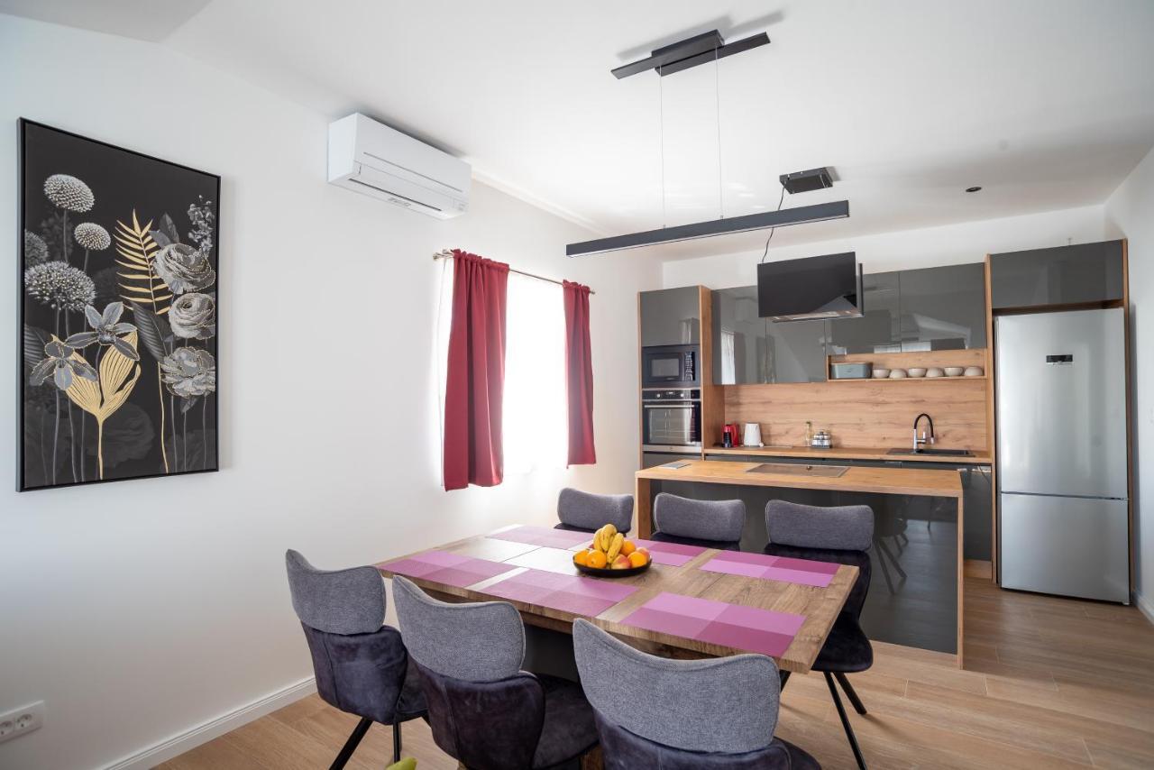 Onyx Apartment Split Luaran gambar