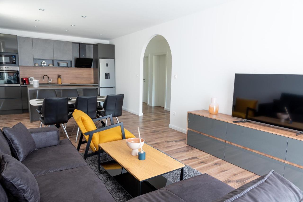 Onyx Apartment Split Luaran gambar