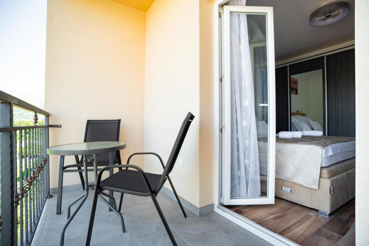 Onyx Apartment Split Luaran gambar
